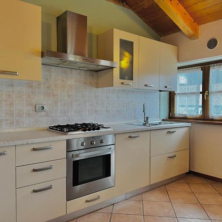 Aparthotel Sweet Spot Riva del Garda Exterior foto