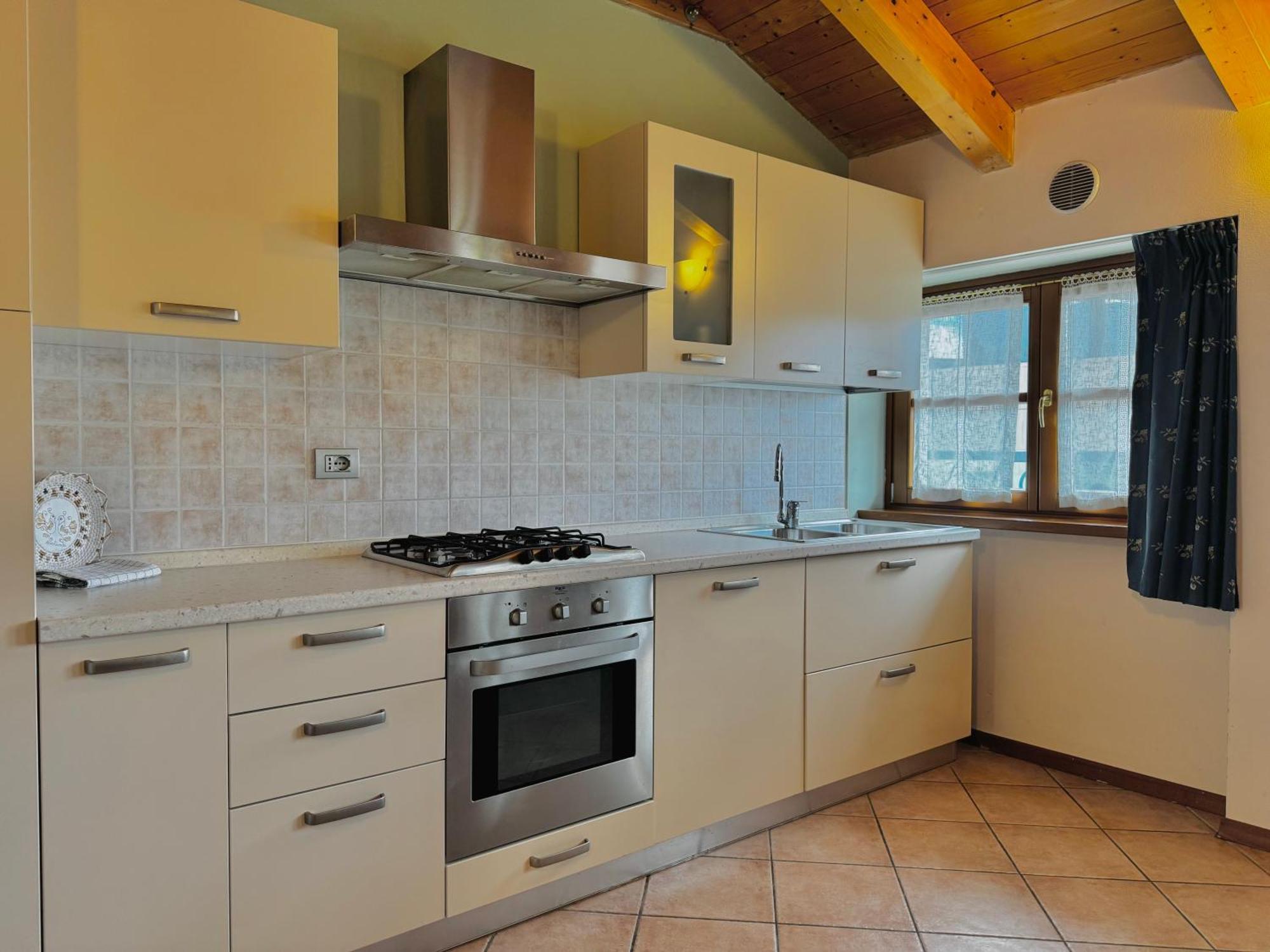 Aparthotel Sweet Spot Riva del Garda Exterior foto
