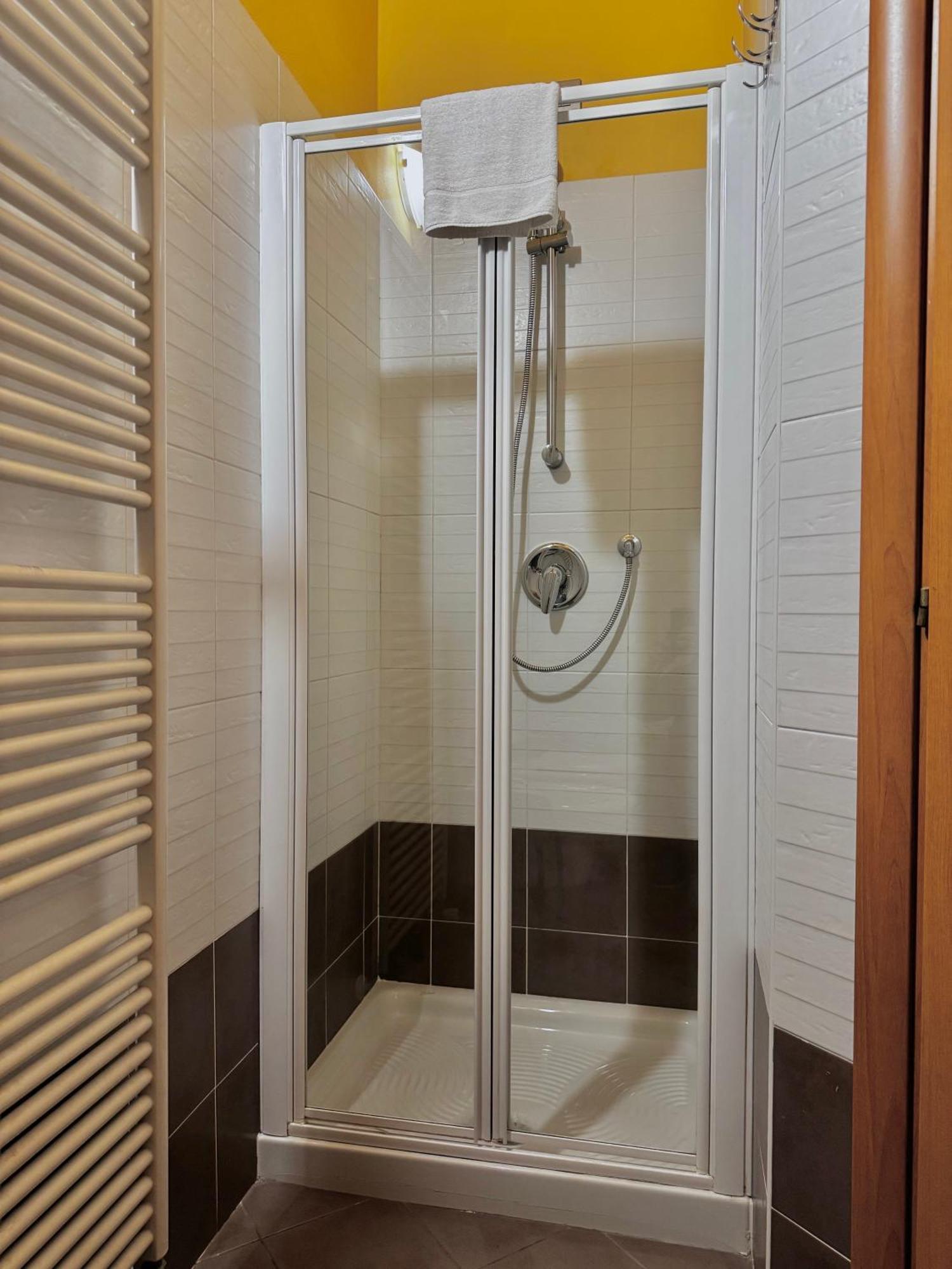 Aparthotel Sweet Spot Riva del Garda Exterior foto