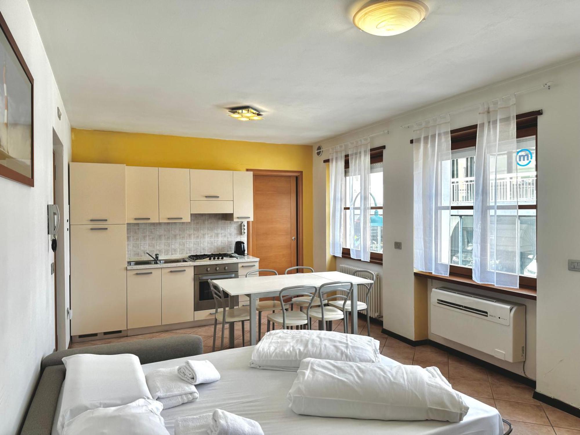Aparthotel Sweet Spot Riva del Garda Exterior foto